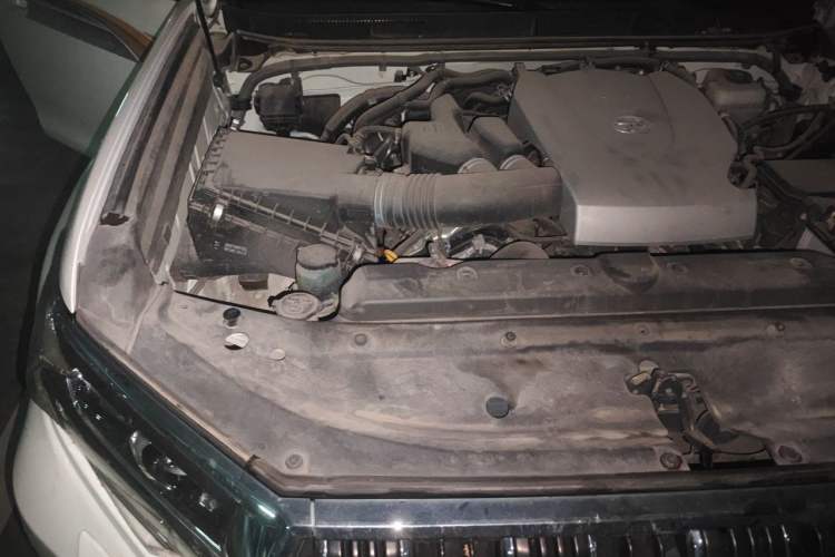 Used Toyota Prado 2018 3.5L Automatic TX-L with Rear-Mounted Spare Tire Engine Bay Right