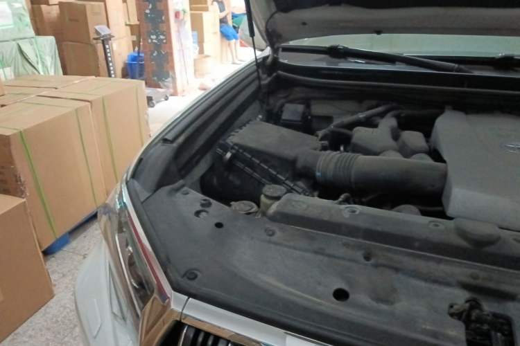 Used Toyota Prado 2018 3.5L Automatic TX-L Engine Bay Right
