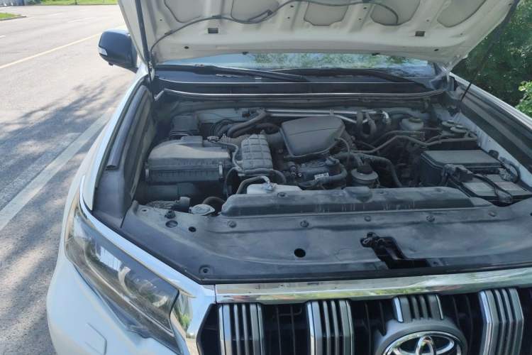Used Toyota Prado 2018 2.7L Parallel Import Engine Bay Right