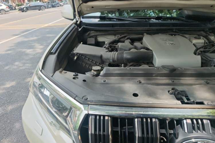 Used Toyota Prado 2018 3.5L Automatic TX Engine Bay Right