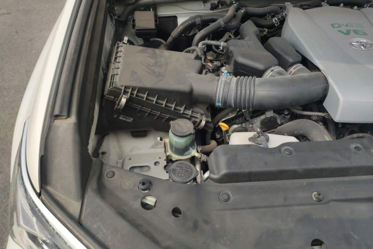 Used Toyota Prado 2018 3.5L Automatic TX-L Engine Bay Right