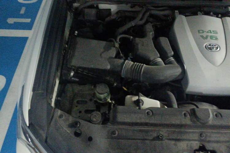 Used Toyota Prado 2018 3.5L Automatic VX NAVI with Rear-Mounted Spare Tire Engine Bay Right