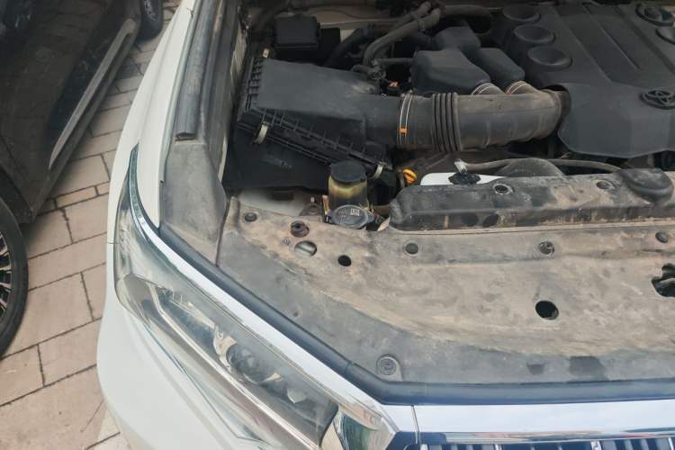 Used Toyota Prado  Engine Bay Right