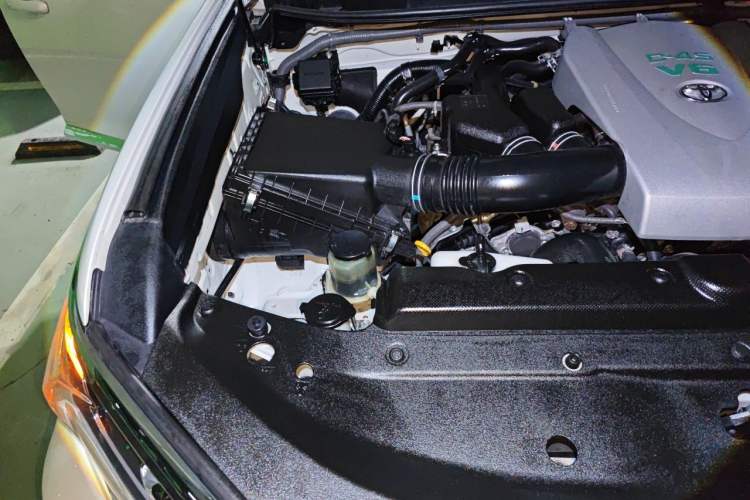 Used Toyota Prado 2018 3.5L Automatic VX NAVI Engine Bay Right