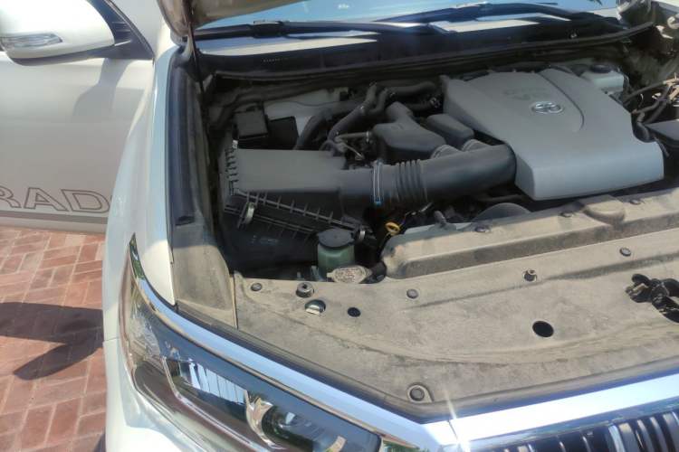Used Toyota Prado 2018 3.5L Automatic TX-L Engine Bay Right