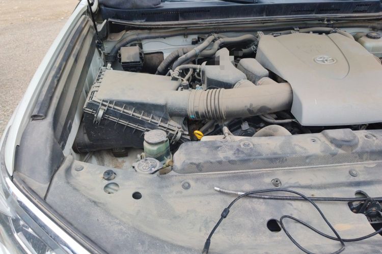 Used Toyota Prado 2018 3.5L Automatic TX-L with Rear-Mounted Spare Tire Engine Bay Right