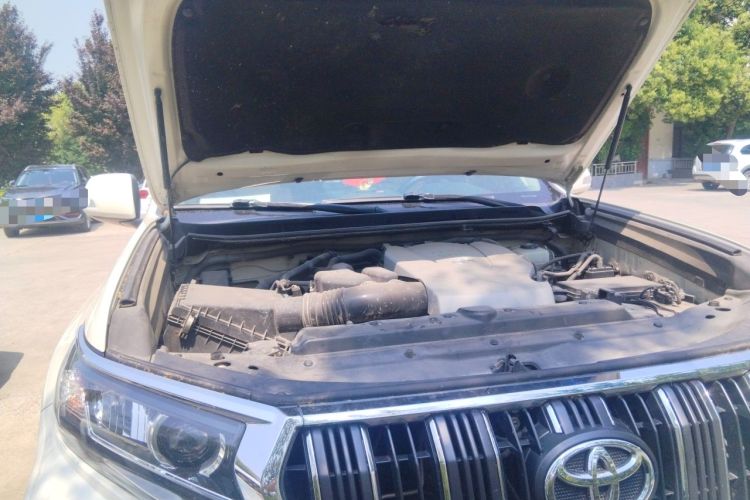 Used Toyota Prado 2018 3.5L Automatic TX-L Engine Bay Right