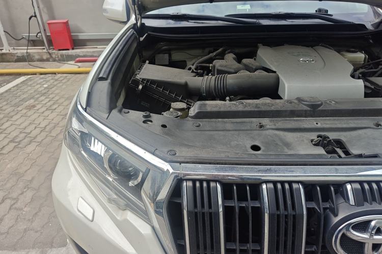 Used Toyota Prado 2018 3.5L Automatic TX-L Engine Bay Right