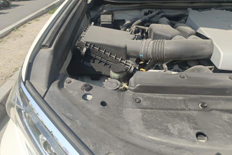 Used Toyota Prado 2018 3.5L Automatic TX-L with Rear-Mounted Spare Tire Engine Bay Right