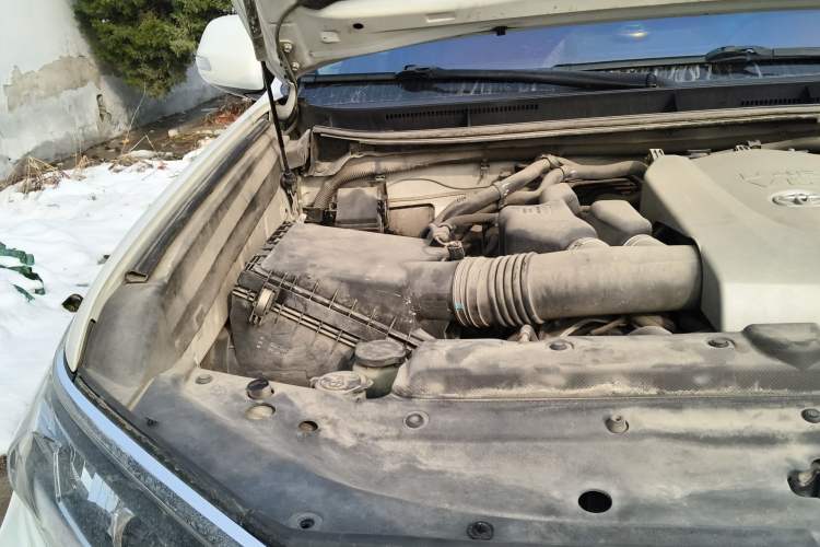 Used Toyota Prado 2018 3.5L Automatic TX-L with Rear-Mounted Spare Tire Engine Bay Right