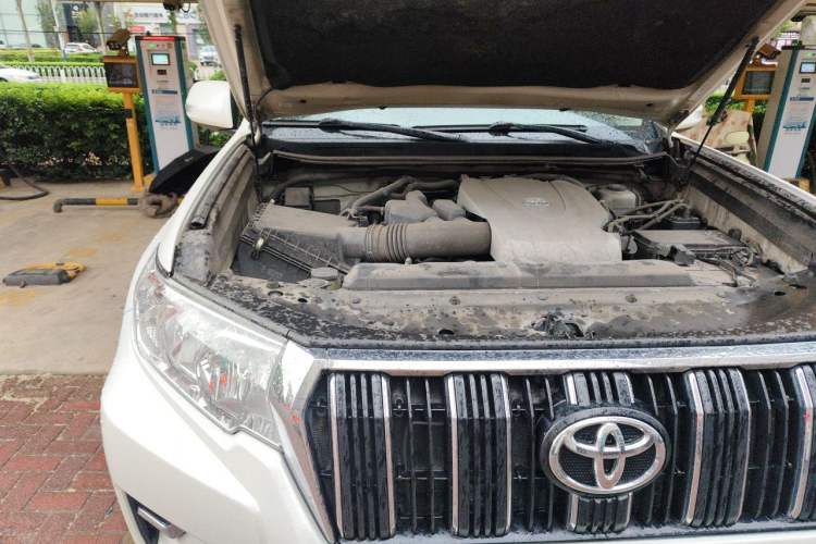 Used Toyota Prado 2018 3.5L Automatic TX Engine Bay Right
