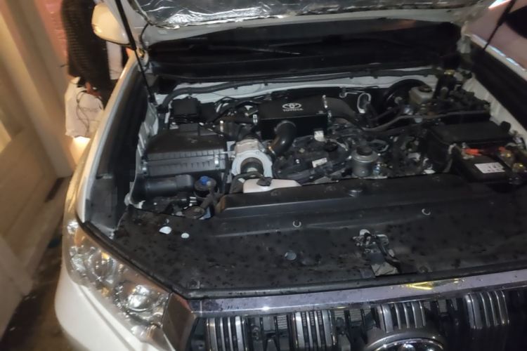Used Toyota Prado  Engine Bay Right