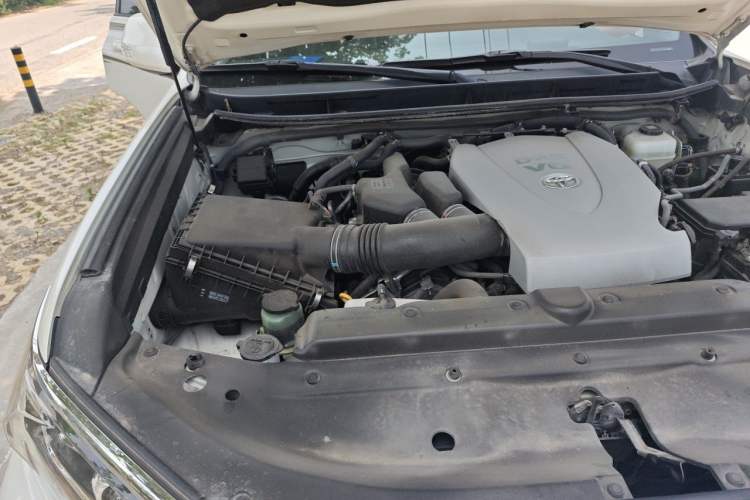 Used Toyota Prado 2018 3.5L Automatic TX-L with Rear-Mounted Spare Tire Engine Bay Right