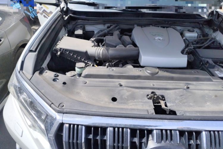 Used Toyota Prado 2018 3.5L Automatic TX-L with Rear-Mounted Spare Tire Engine Bay Right