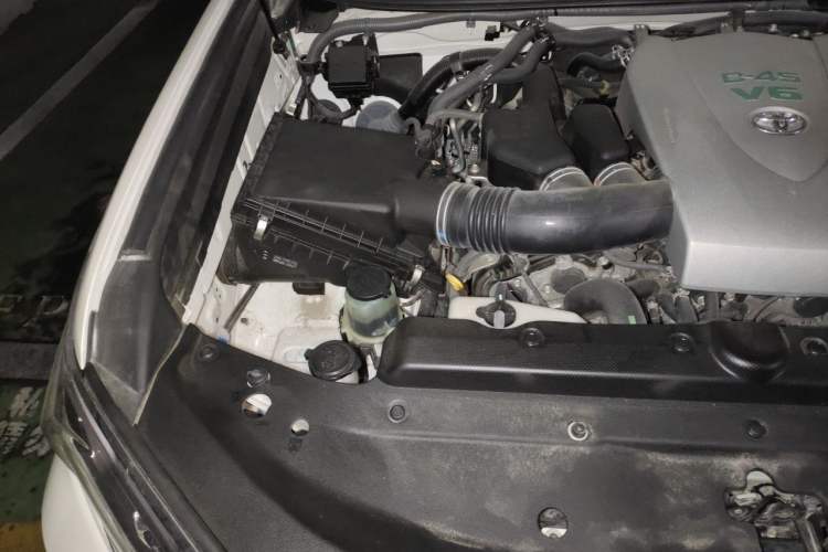 Used Toyota Prado 2018 3.5L Automatic TX-L with Rear-Mounted Spare Tire Engine Bay Right