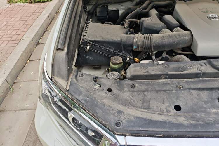 Used Toyota Prado 2018 3.5L Automatic TX-L NAVI Engine Bay Right