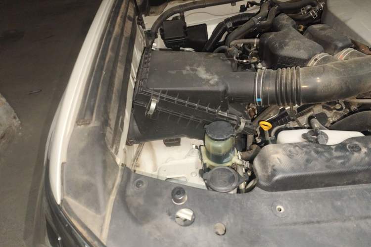 Used Toyota Prado 2018 3.5L Automatic TX-L with Rear-Mounted Spare Tire Engine Bay Right