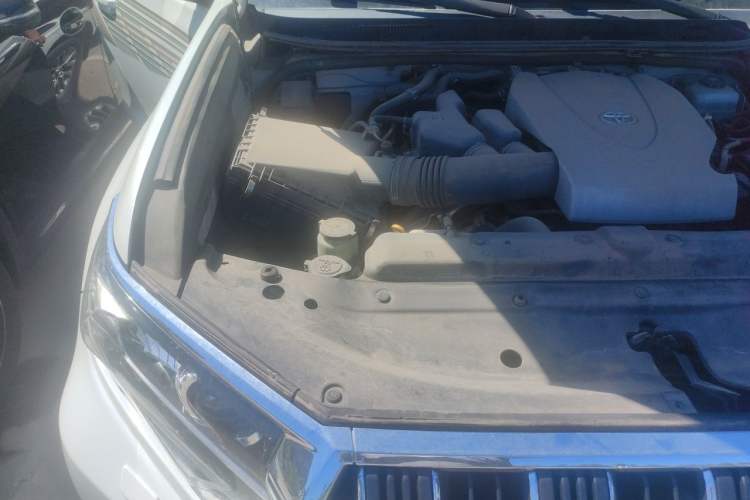 Used Toyota Prado 2018 3.5L Automatic TX-L Engine Bay Right