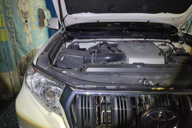 Used Toyota Prado 2018 3.5L Automatic TX Engine Bay Right