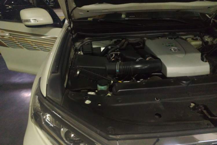 Used Toyota Prado 2018 3.5L Automatic VX NAVI Engine Bay Right