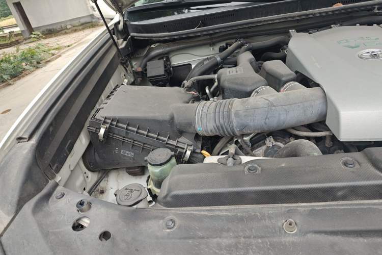 Used Toyota Prado 2018 3.5L Automatic TX-L NAVI Engine Bay Right