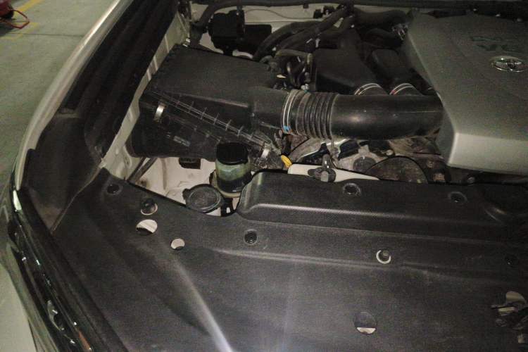 Used Toyota Prado 2018 3.5L Automatic TX-L Engine Bay Right