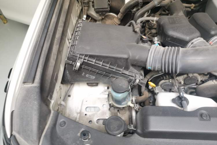 Used Toyota Prado 2018 3.5L Automatic TX-L with Rear-Mounted Spare Tire Engine Bay Right