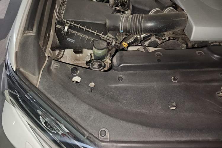 Used Toyota Prado 2018 3.5L Automatic TX-L Engine Bay Right