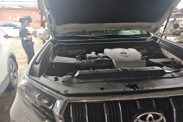 Used Toyota Prado 2018 3.5L Automatic TX-L NAVI Engine Bay Right