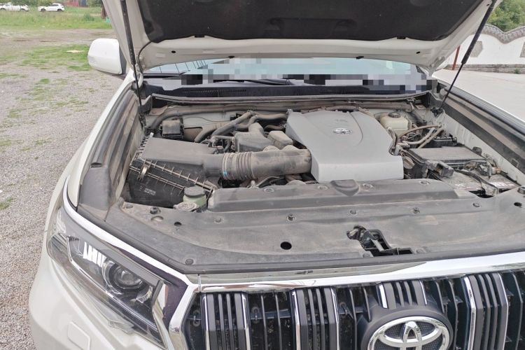 Used Toyota Prado 2018 3.5L Automatic TX-L NAVI with Rear-Mounted Spare Tire Engine Bay Right