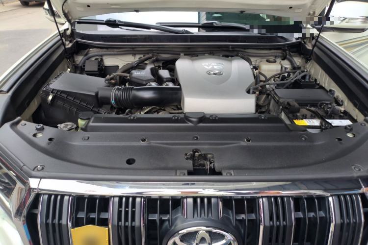 Used Toyota Prado 2018 3.5L Automatic TX-L NAVI with Rear-Mounted Spare Tire Engine Bay