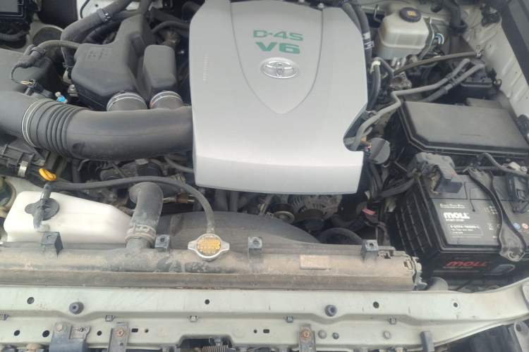 Used Toyota Prado 2018 3.5L Automatic TX-L with Rear-Mounted Spare Tire Engine Bay