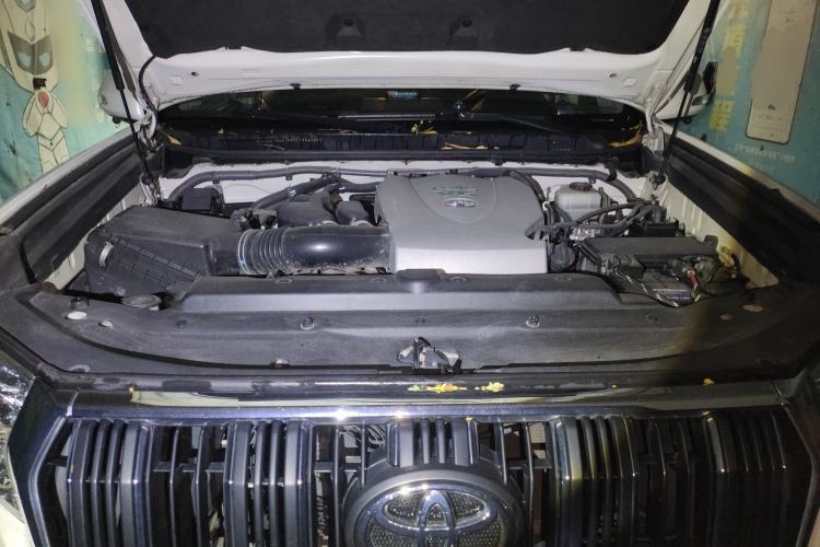 Used Toyota Prado 2018 3.5L Automatic TX Engine Bay