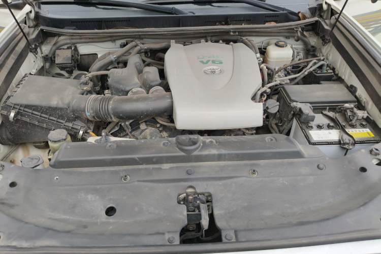 Used Toyota Prado 2018 3.5L Automatic TX Engine Bay