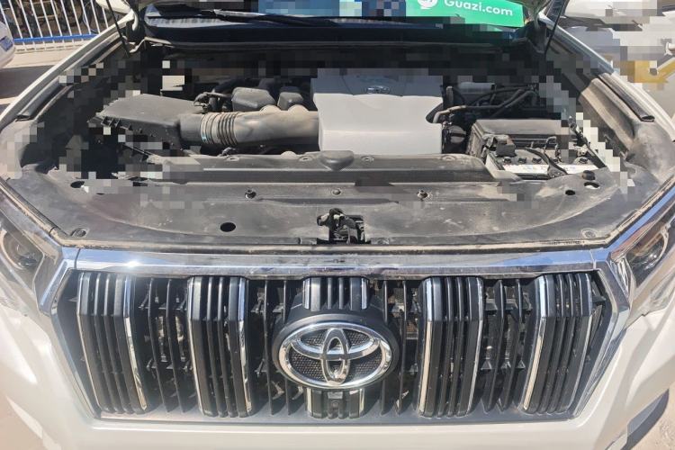 Used Toyota Prado 2018 3.5L Automatic TX-L NAVI with Rear-Mounted Spare Tire Engine Bay