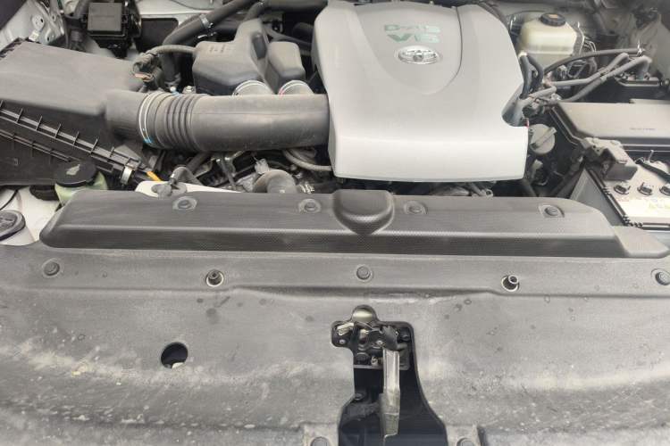 Used Toyota Prado 2018 3.5L Automatic TX-L NAVI Engine Bay