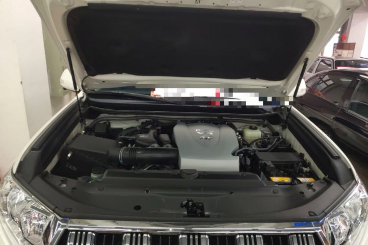 Used Toyota Prado 2018 3.5L Automatic SX Engine Bay