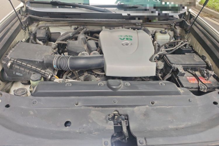 Used Toyota Prado 2018 3.5L Automatic TX-L with Rear-Mounted Spare Tire Engine Bay