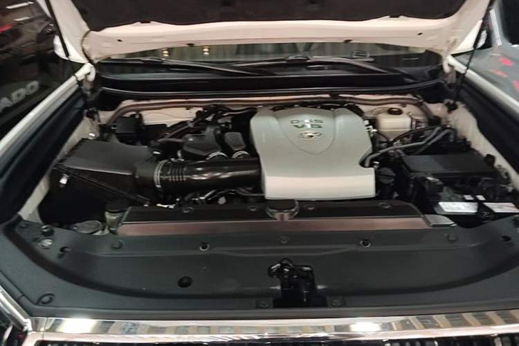 Used Toyota Prado 2018 3.5L Automatic TX-L Engine Bay
