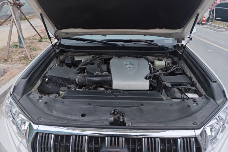 Used Toyota Prado 2018 3.5L Automatic TX Engine Bay