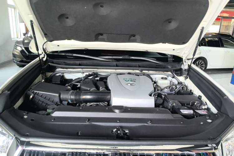 Used Toyota Prado 2018 3.5L Automatic TX Engine Bay