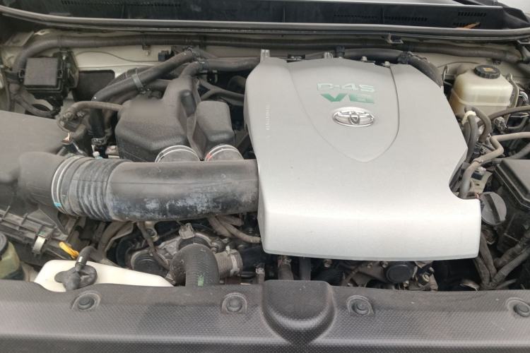 Used Toyota Prado 2018 3.5L Automatic TX-L Engine Bay