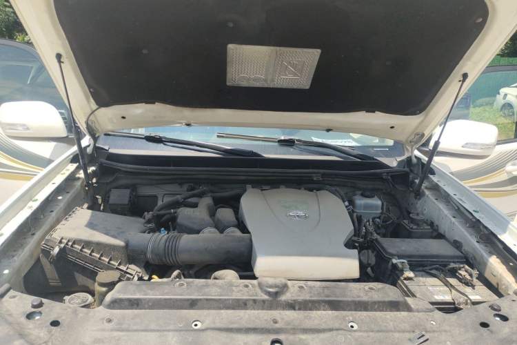 Used Toyota Prado 2018 3.5L Automatic SX Engine Bay