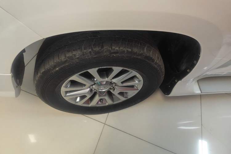 Used Toyota Prado 2018 3.5L Automatic TX-L Exterior 1