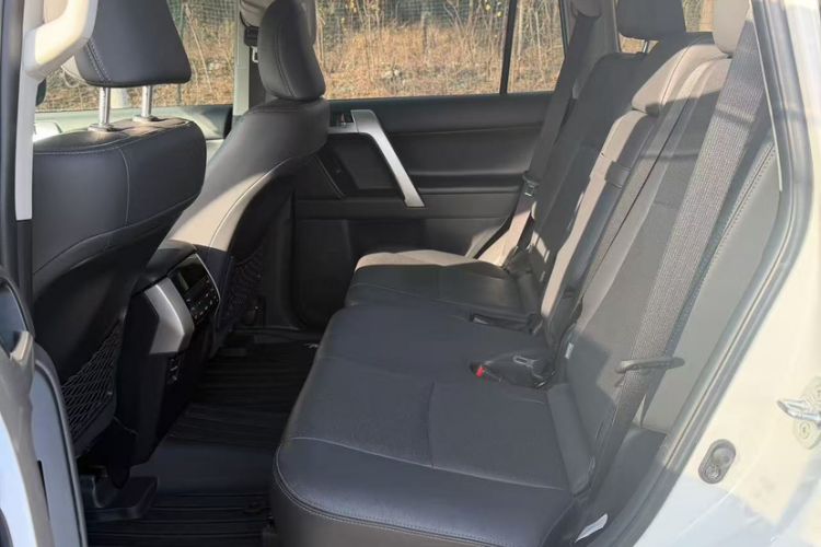 Used Toyota Prado 2018 3.5L Automatic TX-L Exterior 11