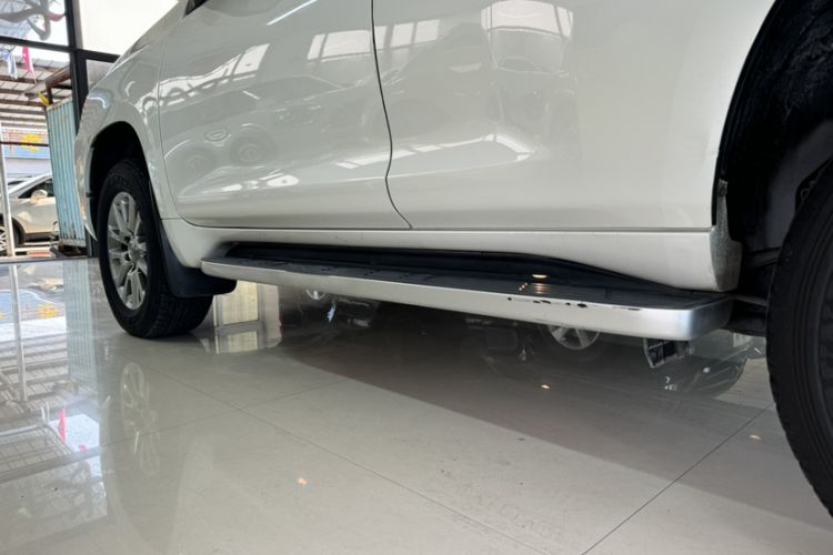 Used Toyota Prado 2018 3.5L Automatic TX-L with Rear-Mounted Spare Tire Exterior 15
