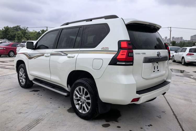 Used Toyota Prado 2018 3.5L Automatic TX Exterior 2