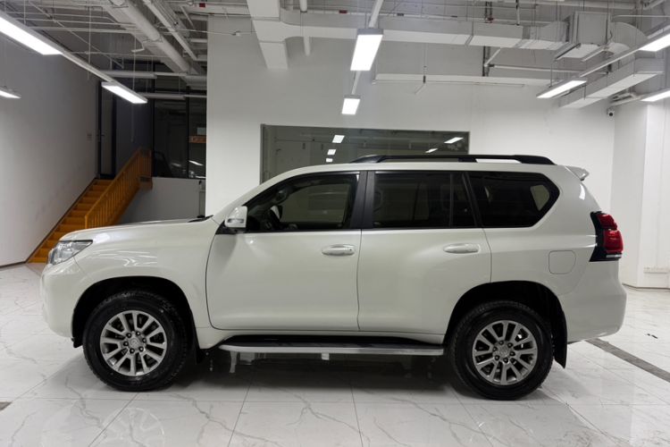 Used Toyota Prado 2018 3.5L Automatic TX Exterior 3