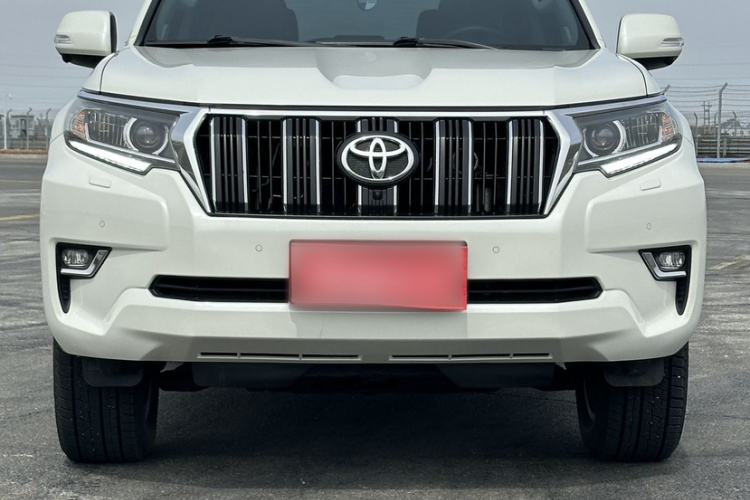 Used Toyota Prado 2018 3.5L Automatic TX-L with Rear-Mounted Spare Tire Exterior 4