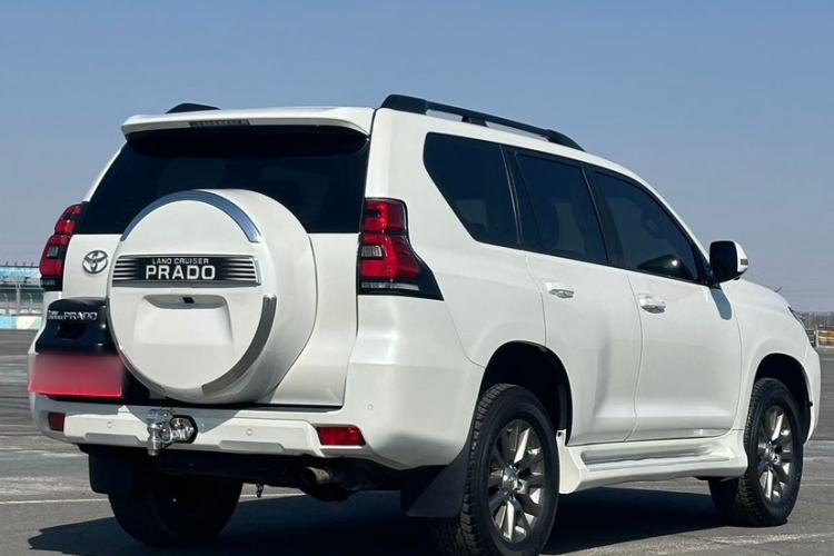 Used Toyota Prado 2018 3.5L Automatic TX-L with Rear-Mounted Spare Tire Exterior 4